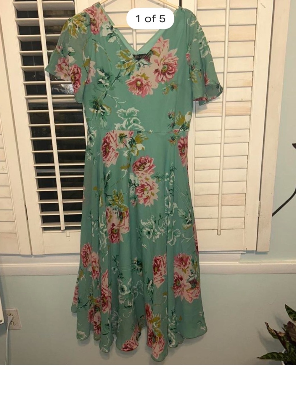 Floral Mint Green V-Neck Midi Dress